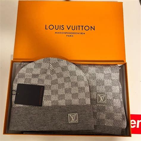 lv mütze grau|Women's Designer Hats and Gloves .